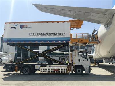 Emergency devices for large-capacity Airline Catering and Cabin Service Trucks